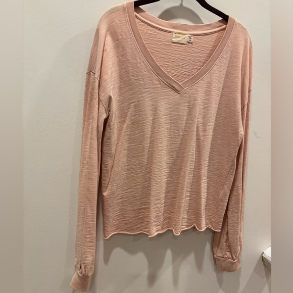 NATION LTD Long Sleeve, V Neck Shirt, Size XS, Worn Once, Like New Condition - Picture 2 of 9